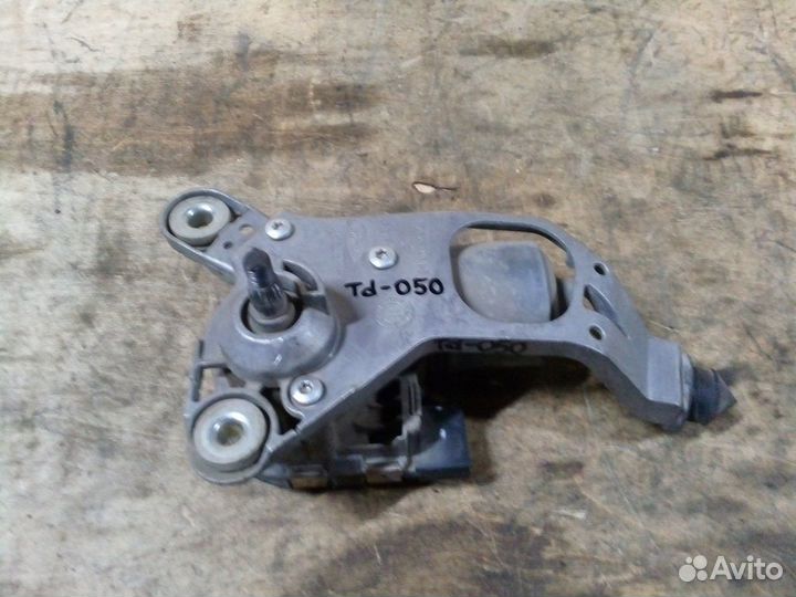 Моторчик стеклоочистителей правый Ford Focus III 2