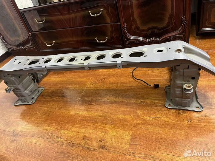 Усилитель переднего бампера Ford Focus 3