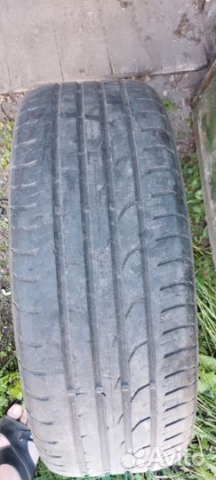 Continental ContiPremiumContact 2 215/60 R17