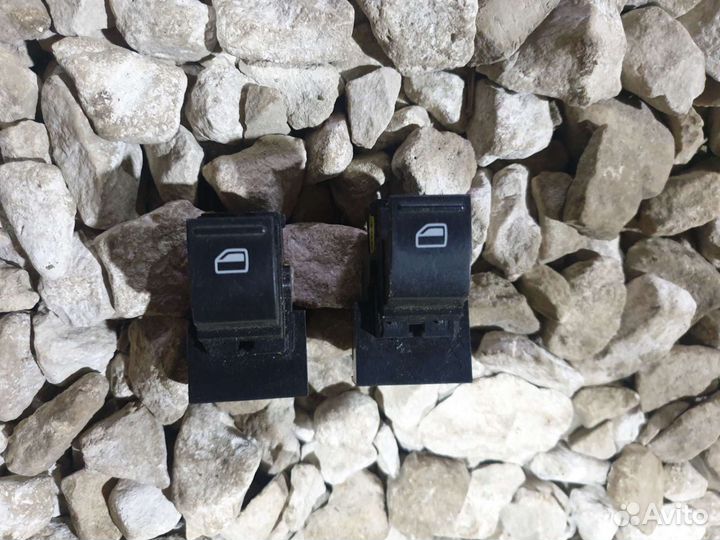 Кнопка стеклоподъемника Polo Поло