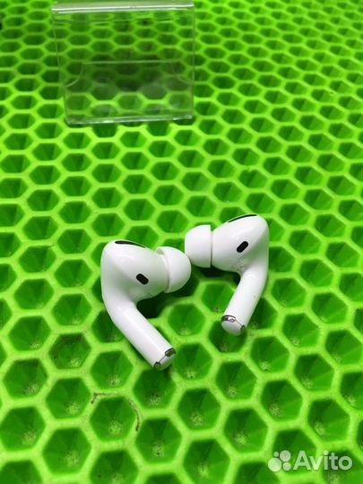 Airpods pro реплика (18691)