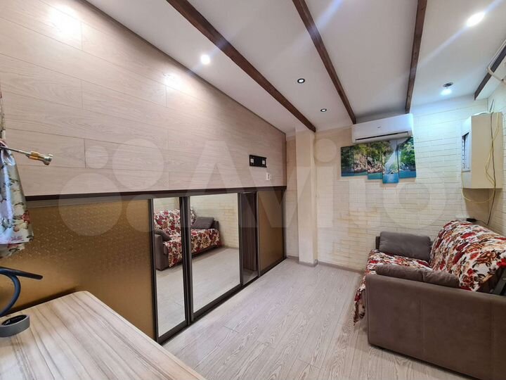 2-к. квартира, 40 м², 1/3 эт.