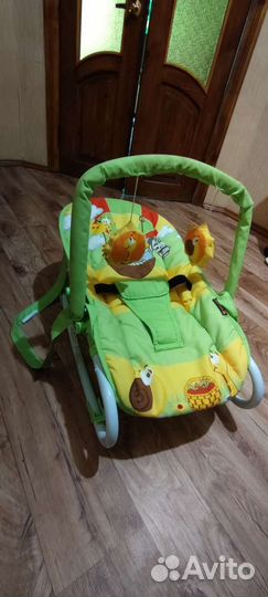 Шезлонг детский