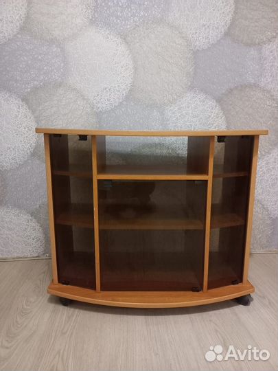 Продам тубочку под телевизор