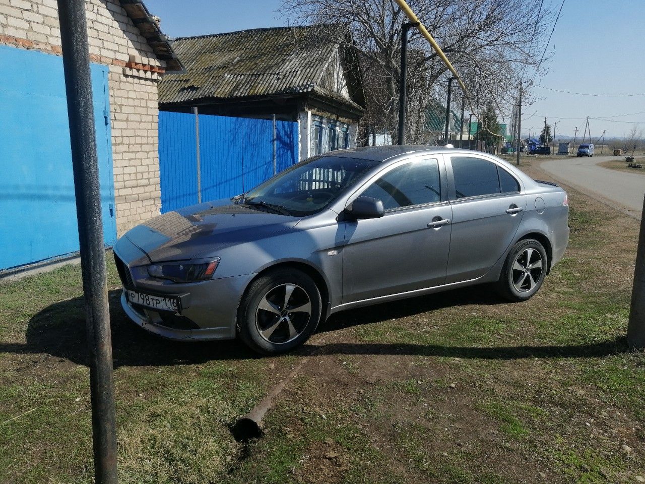 Mitsubishi Lancer: фото владельца