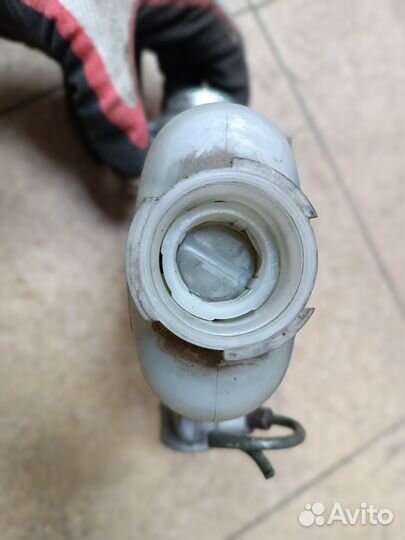 Главный тормозной цилиндр BM44 Субару,Ниссан