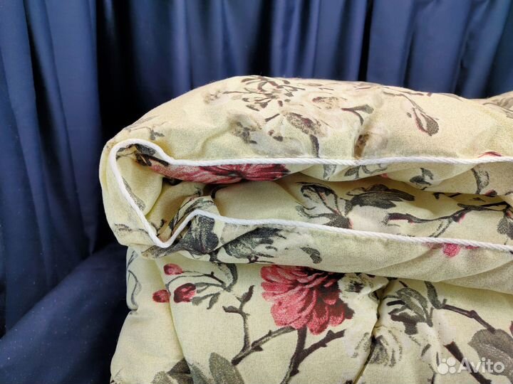 Одеяло холлофайбер 1.5 спальное толстое теплое зим