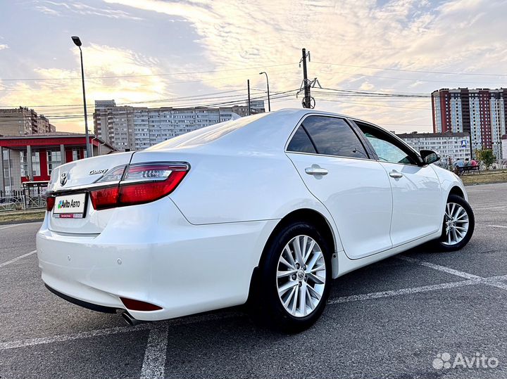 Toyota Camry 2.5 AT, 2015, 87 300 км