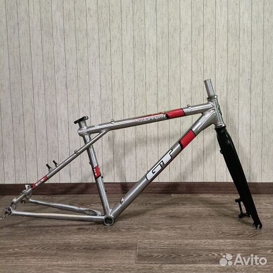 Рама GT Zaskar Expert, Corratec Halcon, вилка Lutu