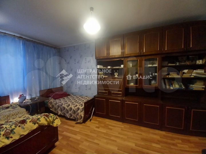 Дом 217,4 м² на участке 9 сот.