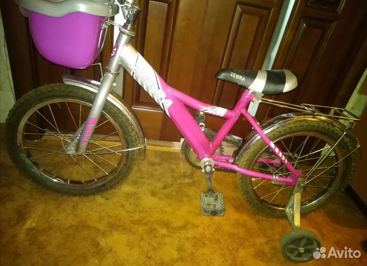 Велосипед детский zebra 4-х колесный с зеркалом