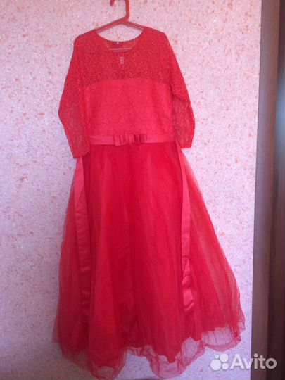 Платье новое