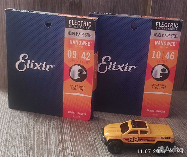 Струны для электрогитары Elixir Nanoweb 9-42/10-46