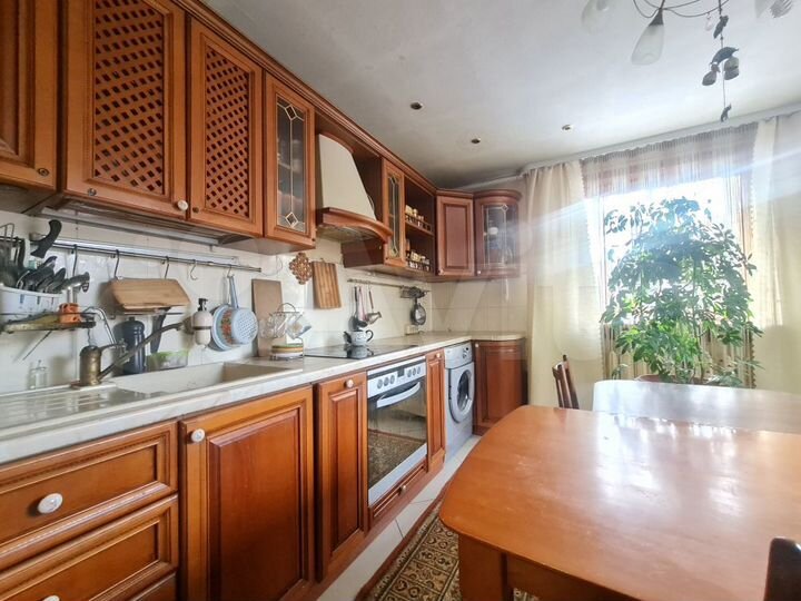 3-к. квартира, 67,5 м², 1/2 эт.