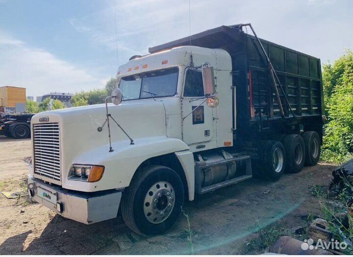 Freightliner Classic, 2002