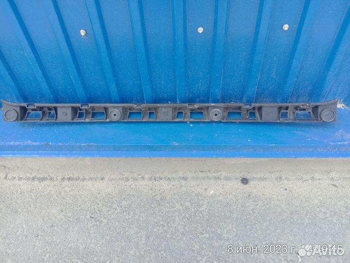 Кронштейн заднего бампера Volkswagen Polo