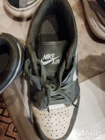 Кроссовки nike 35