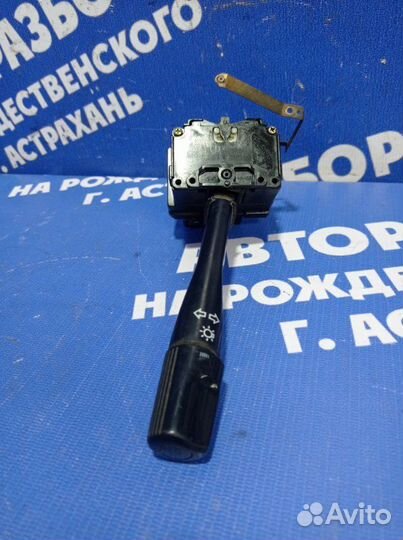 Переключатель поворотов Honda Vigor седан 1988