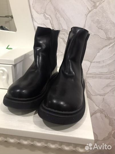 Ботинки женские новые