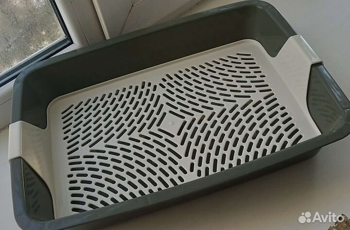 Лоток и наполнитель