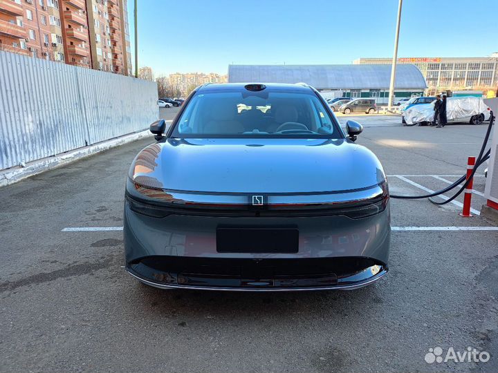 Zeekr 7X 646 л.с. AT, 2025, 33 км