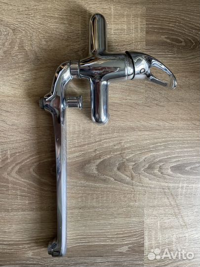 Смеситель для кухни и ванной