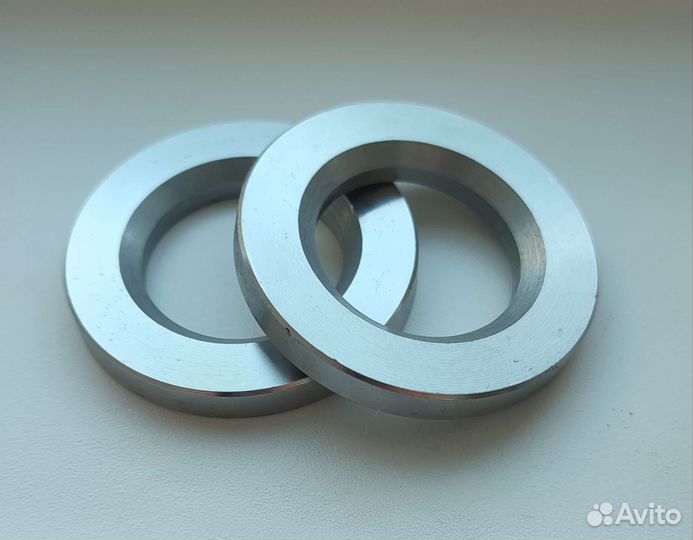 Кольца Ниссан, Вольво