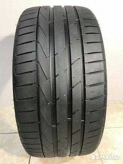 Hankook Ventus S1 Evo 2 K117B 275/30 R20