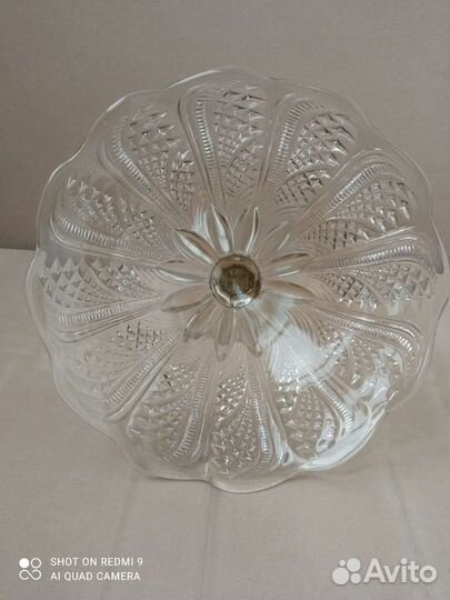 Ваза для фруктов на ножке стекло