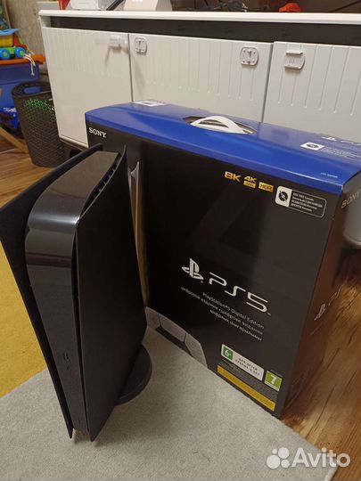 Игровая приставка Sony Playstation 5