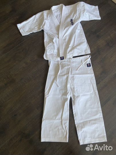 Кимоно для каратэ киокушинкай и защита