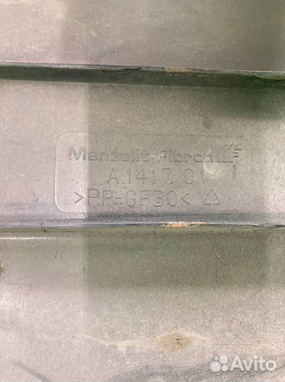 Крышка аккумуляторов MAN TGX