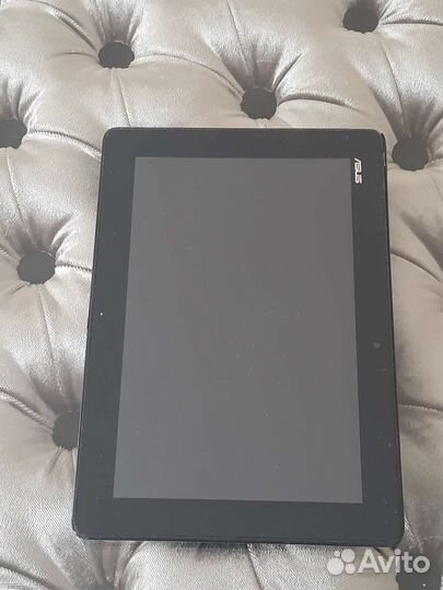 Планшет - Asus TF300/10.1