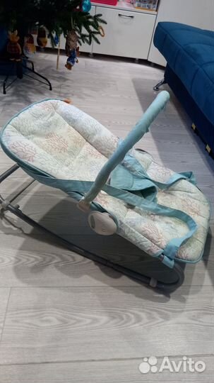 Шезлонг детский