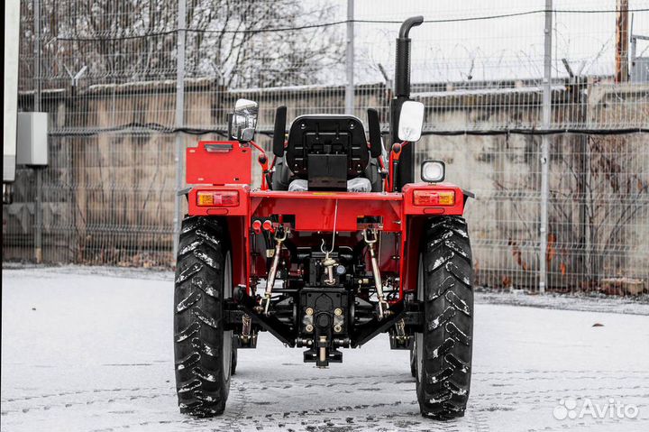 Минитрактор с навесным оборудованием