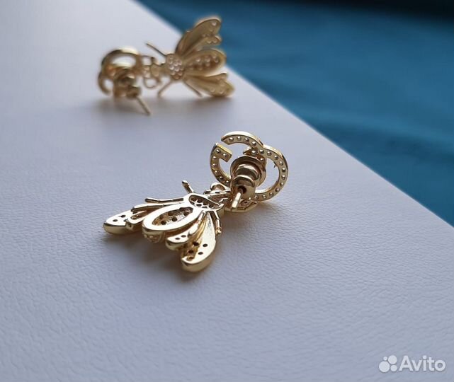 Серьги Gucci пчела