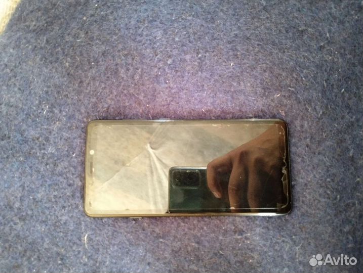 Телефон Samsung A9