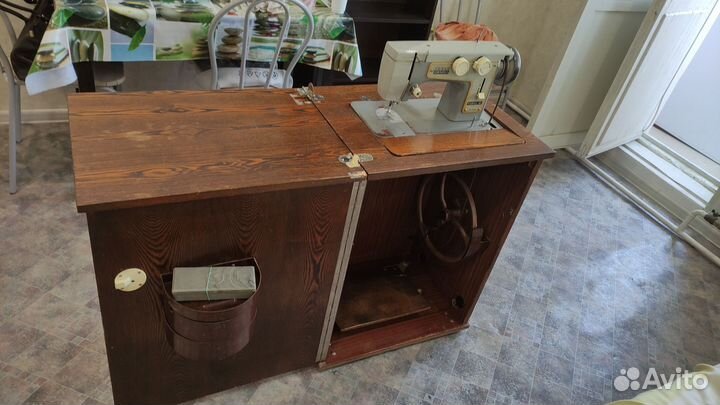 Швейная Подольская машинка Чайка III