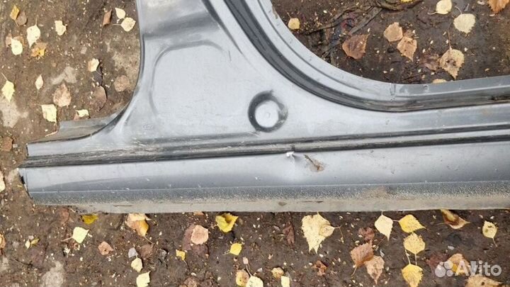 Порог правый Hyundai i30 FD