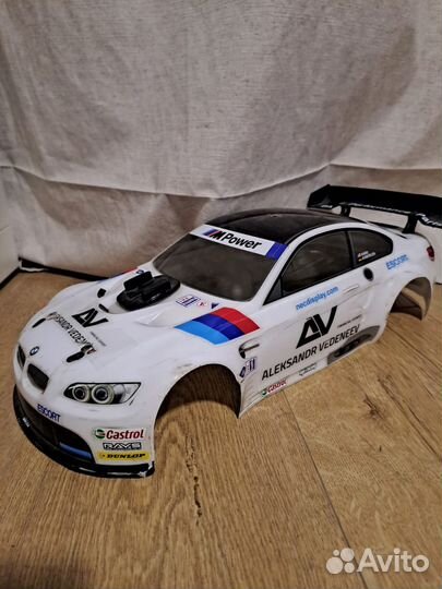 Радиоуправляемая модель 1/10