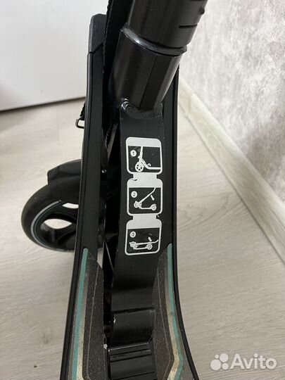 Самокат взрослый с большими колесами