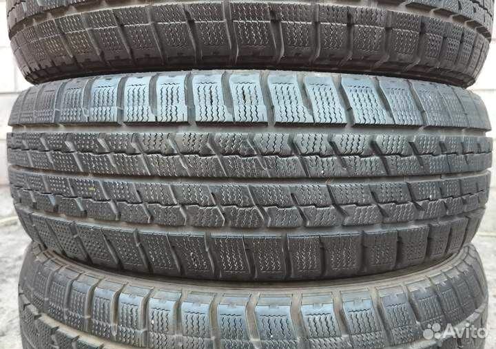 Goodyear Ice Navi Zea II 205/60 R16 98H
