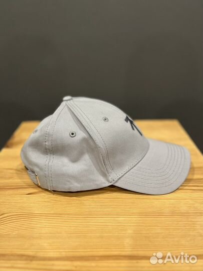 Бейсболка Sturmer, новая