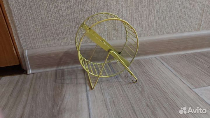 Клетки, прогулочный шар, колёса