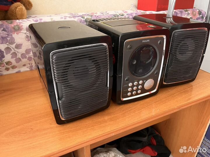 Музыкальный центр philips