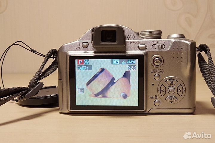 Panasonic DMC-FZ7 в полном комплекте