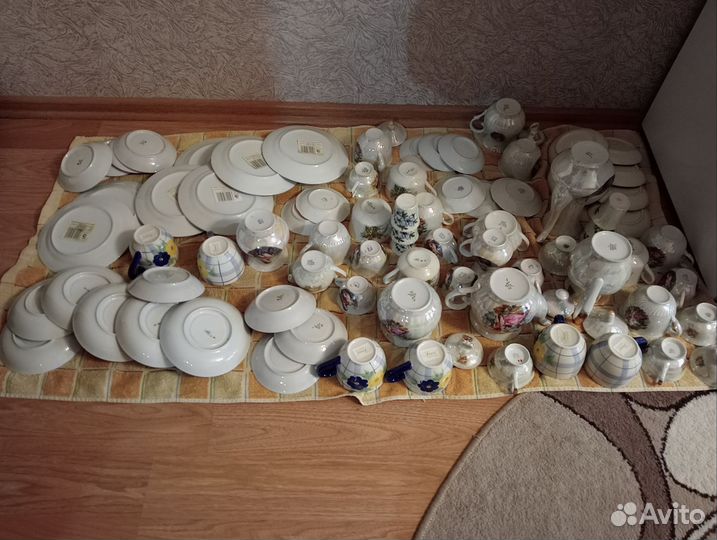 Посуда и наборы из фарфора(коллекционные)
