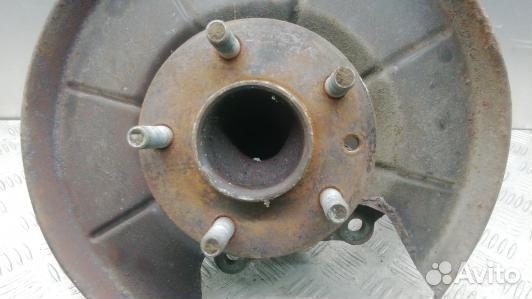 Ступица задняя левая ford kuga 1 (4AD03LZ01)