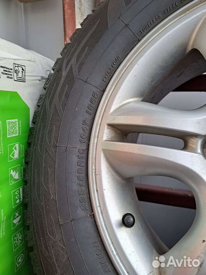 Yokohama Ice Guard IG55 235/60 R16 104T