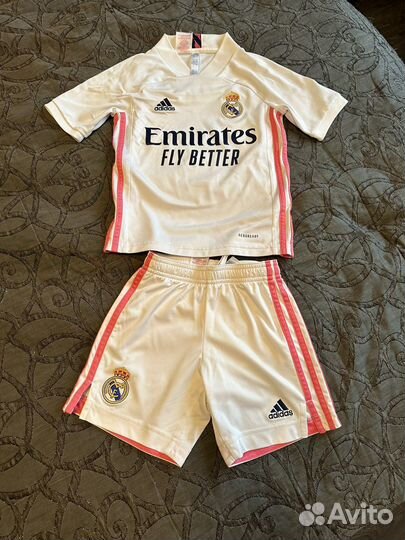 Футбольная форма Adidas